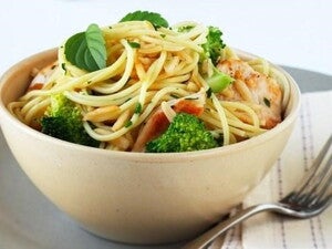 Chicken Broccoli and Almond Pasta